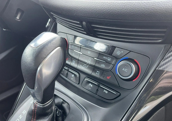Ford Kuga cena 65900 przebieg: 213000, rok produkcji 2019 z Pilzno małe 631
